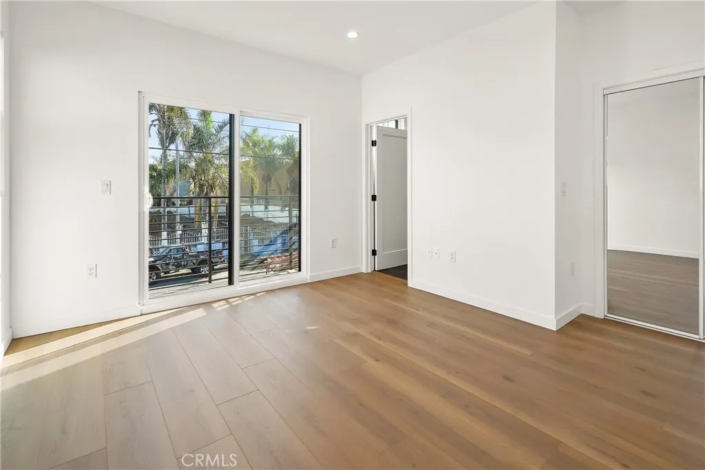 Additional image 52 of 1733 S New Hampshire Ave, Los Angeles, CA 90006
