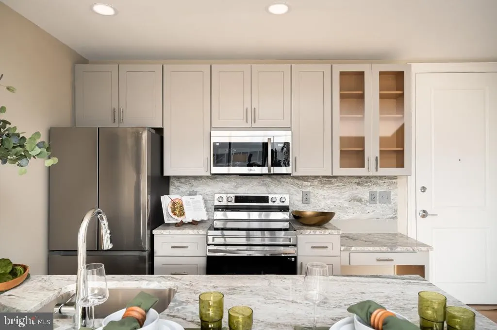 2301 John F Kennedy Boulevard Unit 402, Philadelphia, PA 19103 photo 5