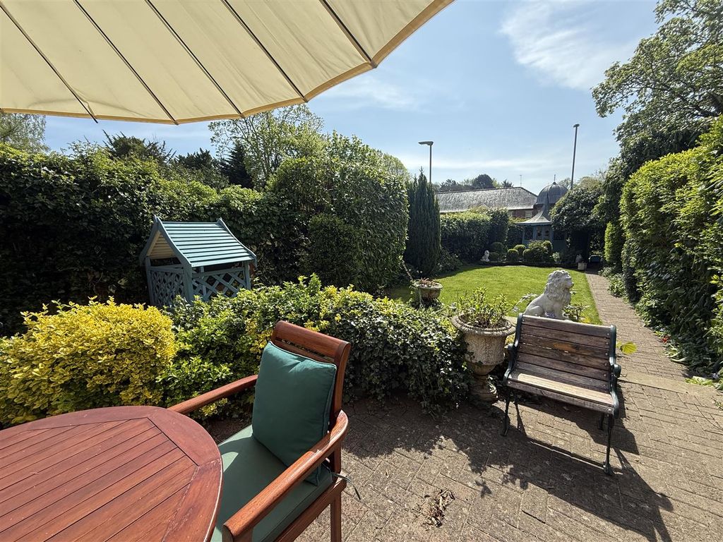 Additional image 2 of 7 bed detached house for saleCleveland Avenue, Darlington DL3