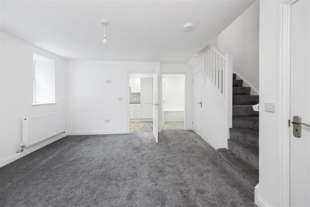 Additional image 2 of 2 bed maisonette for sale17B Bonnygate, Cupar KY15