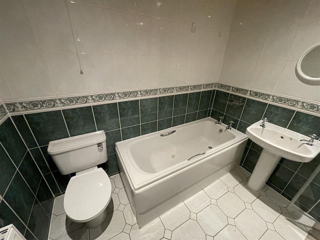Additional image 6 of 3 bed flat for sale10C St Catherine Street, Cupar KY15