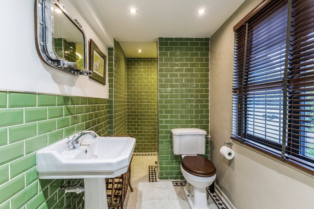 Additional image 15 of 4 bed detached house for saleOverseas Estate, Stoke Fleming, Dartmouth, Devon TQ6