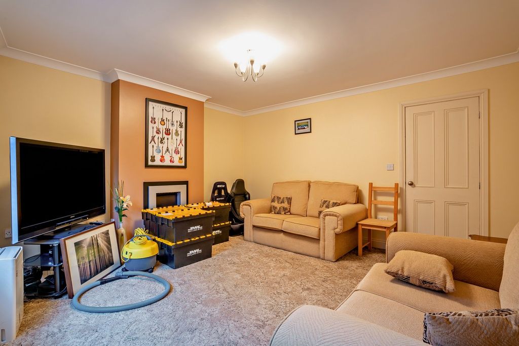 Additional image 6 of 5 bed terraced house for saleCommercial Street, Crook DL15