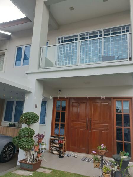 Clover Avenue photo 3