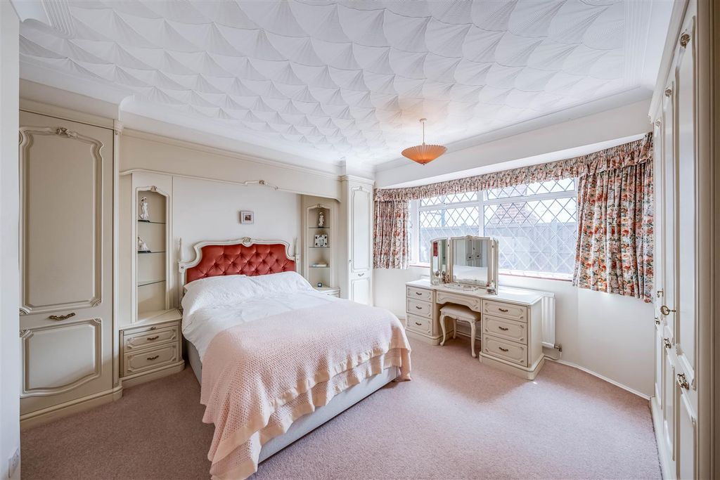 Additional image 7 of 3 bed detached bungalow for saleOakfield Lane, Dartford DA2