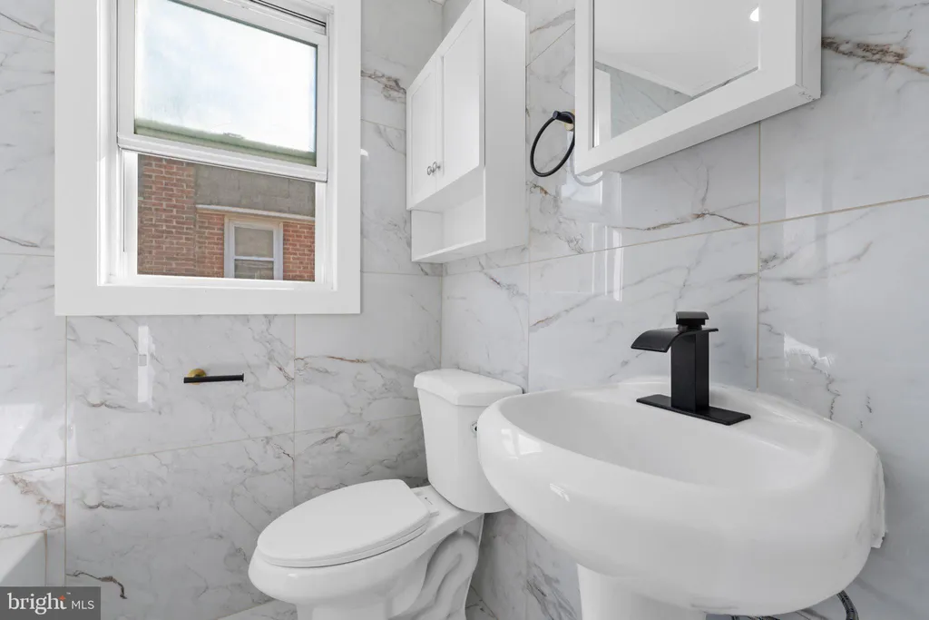 Additional image 17 of 921 Pitman Avenue, Darby, PA 19023