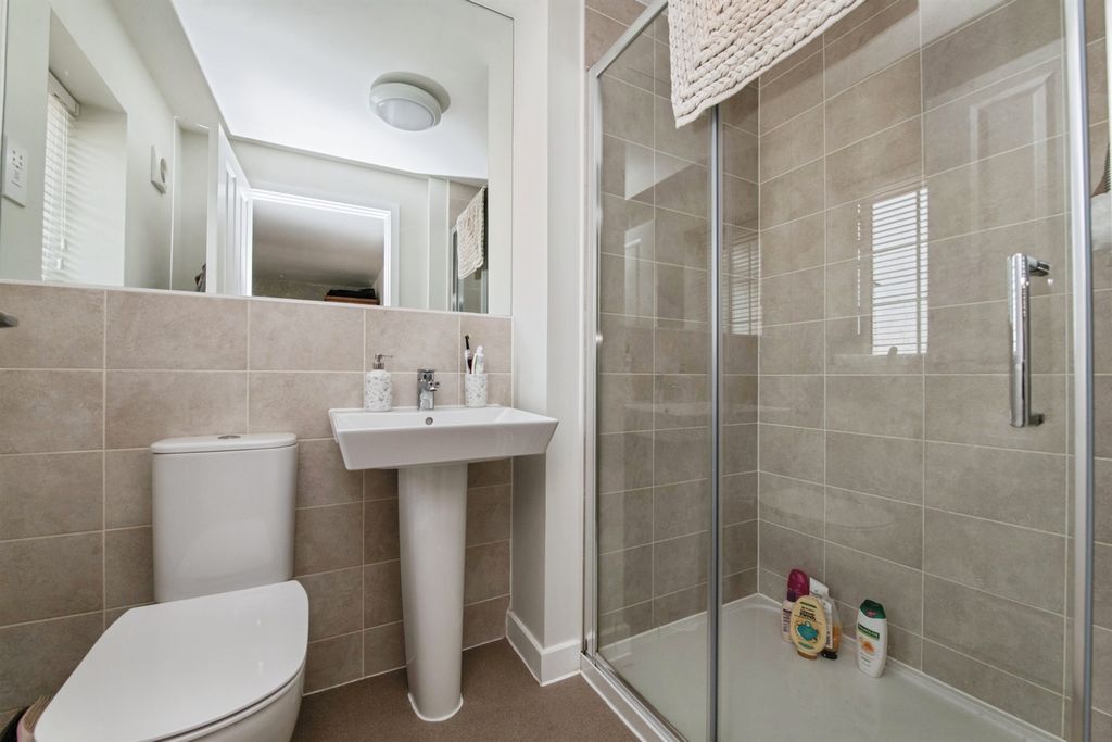 Additional image 13 of 4 bed detached house for saleTrott Close, Cullompton EX15