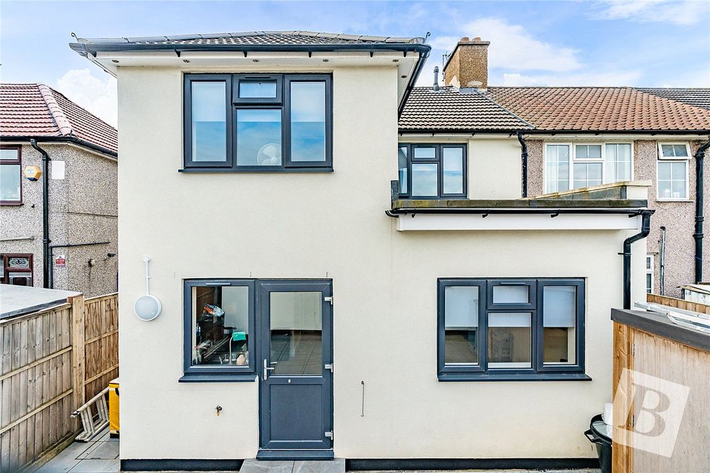 Additional image 7 of 4 bed end terrace house for saleReede Road, Dagenham RM10