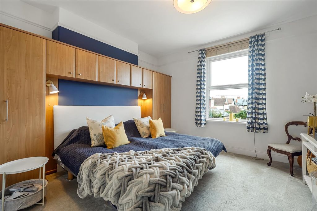 Additional image 13 of 6 bed town house for saleUplands Road, Darlington DL3
