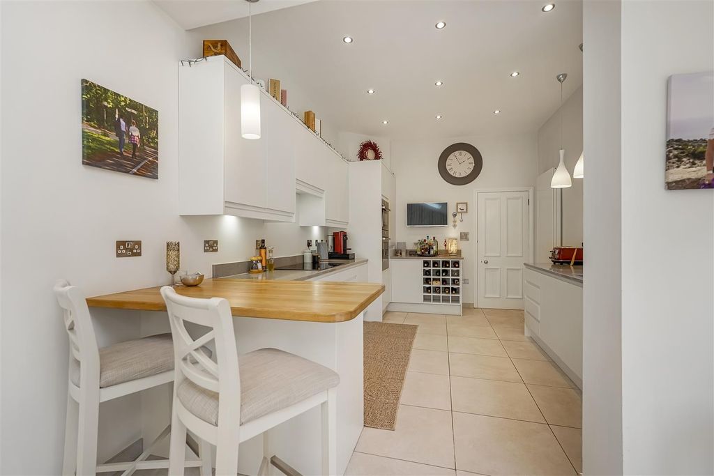 Additional image 4 of 6 bed town house for saleUplands Road, Darlington DL3