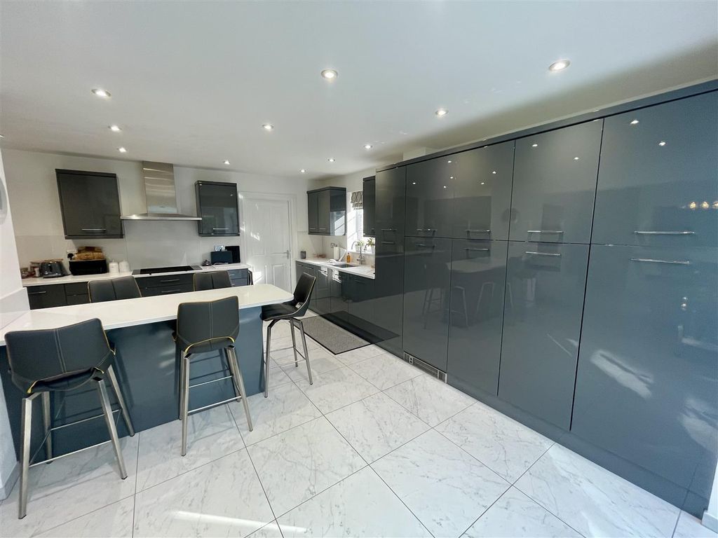 Additional image 12 of 4 bed detached house for saleHighgrove Close, Darlington DL3