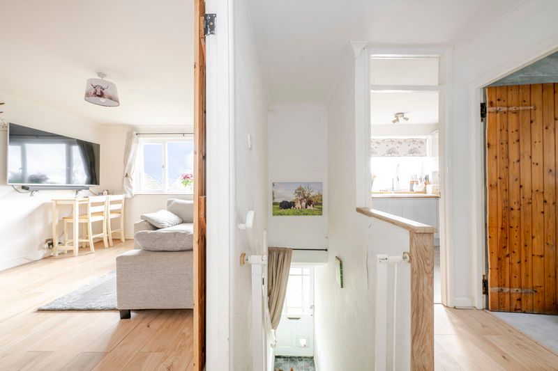 Additional image 9 of 2 bed flat for saleSwaylands Avenue, Crowborough TN6
