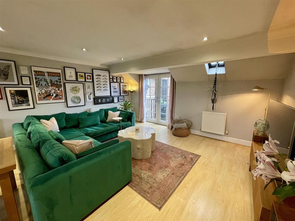 Additional image 6 of 2 bed flat for saleNorthumberland Street, Darlington DL3