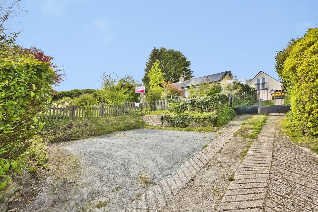Additional image 10 of 3 bed detached bungalow for saleBakers Dozen, Wayford, Crewkerne TA18