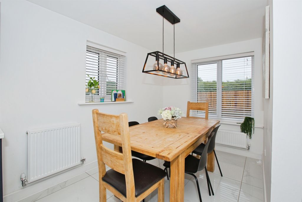 Additional image 12 of 4 bed detached house for saleSutton Grove, Crewkerne TA18