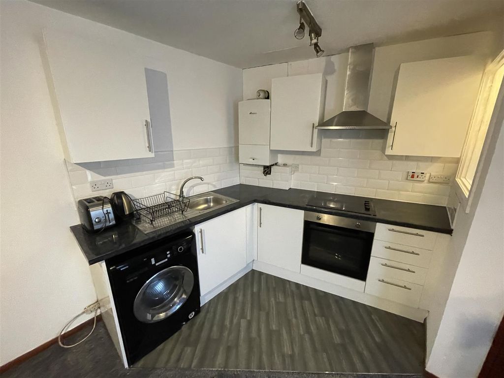 Additional image 4 of 1 bed flat for sale2 Ladyburn Place, Cupar KY15
