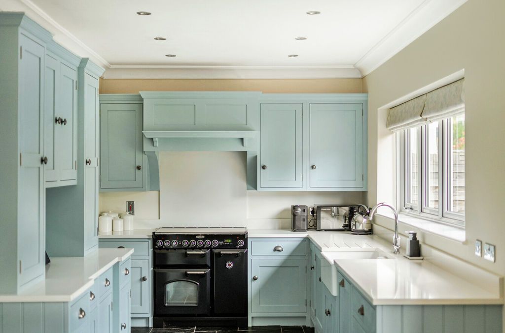 Additional image 13 of 7 bed detached house for saleShepherds Lane, Dartford DA1