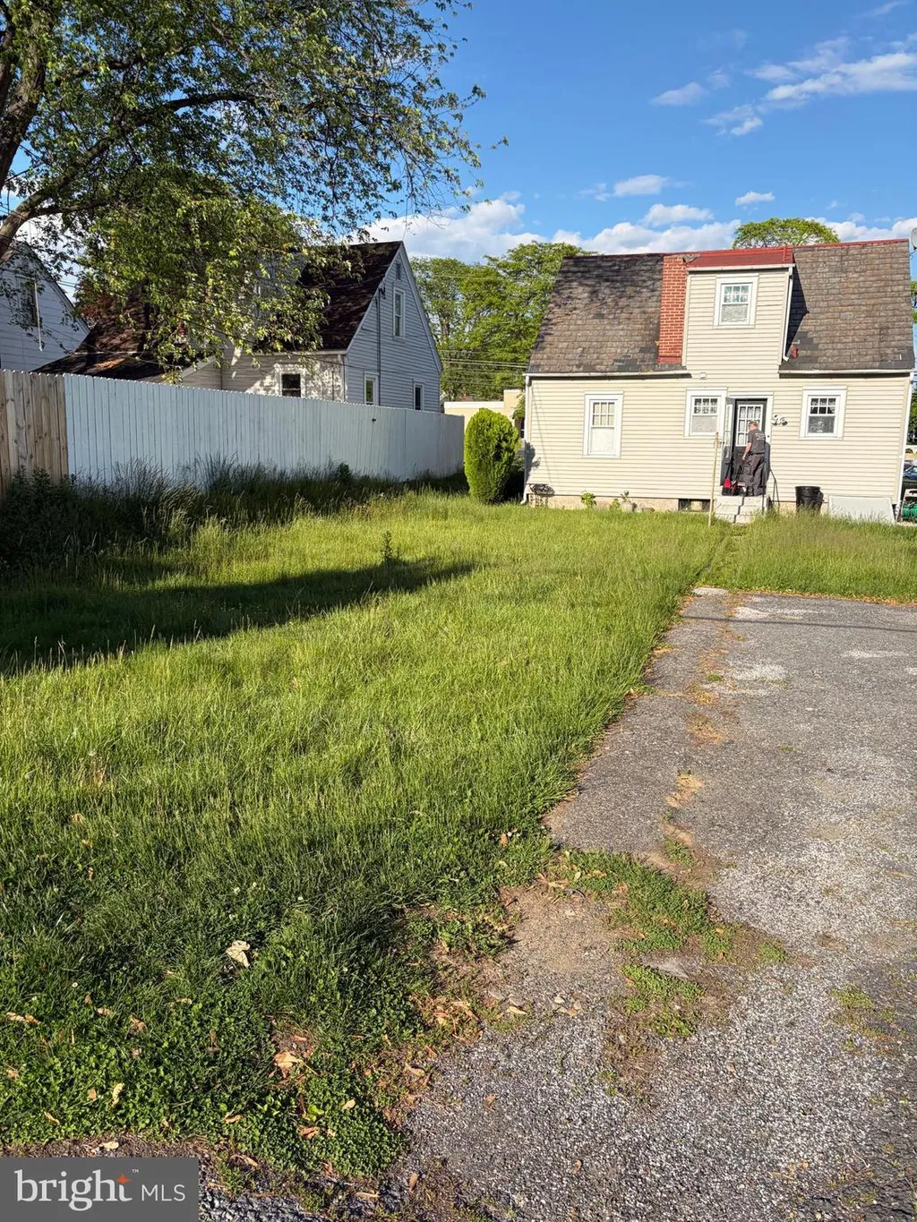 822 N Irving Street, Allentown, PA 18109