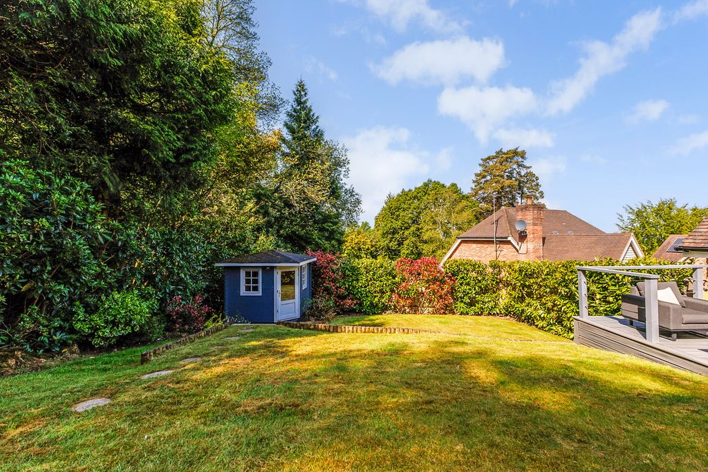 Additional image 6 of 5 bed detached house for saleGorsedene Close, Crowborough TN6
