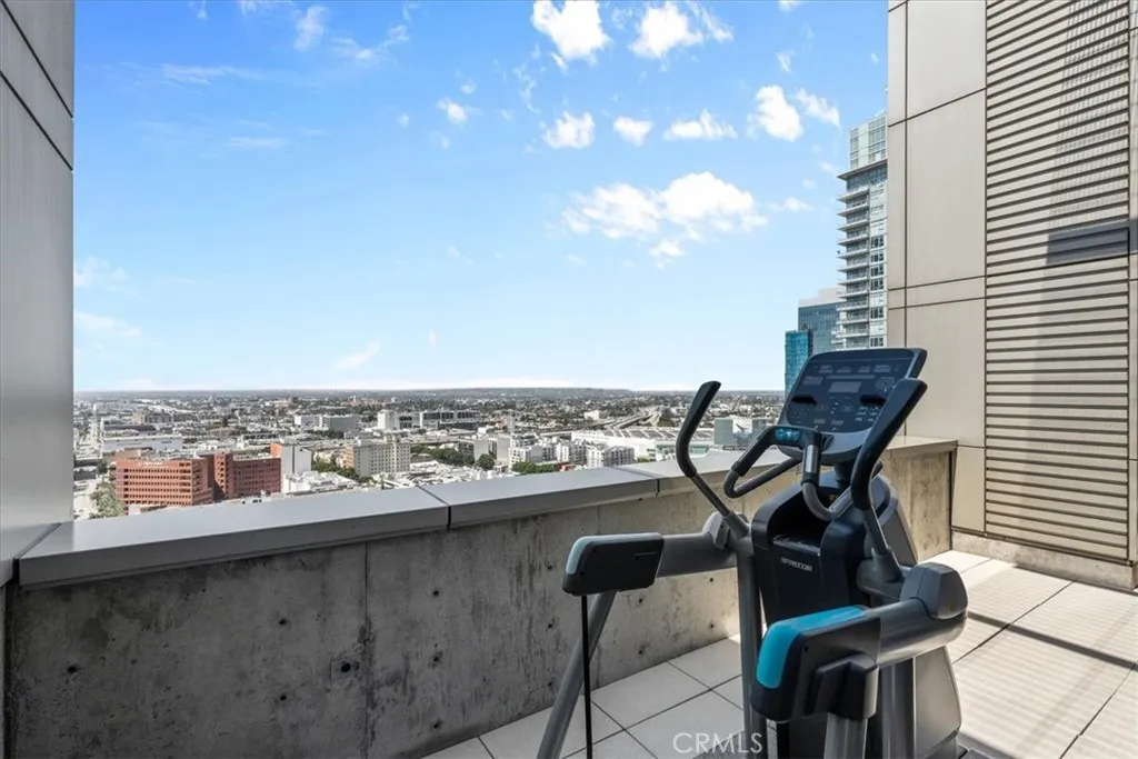 Additional image 49 of 1155 S Grand Ave Unit 426, Los Angeles, CA 90015