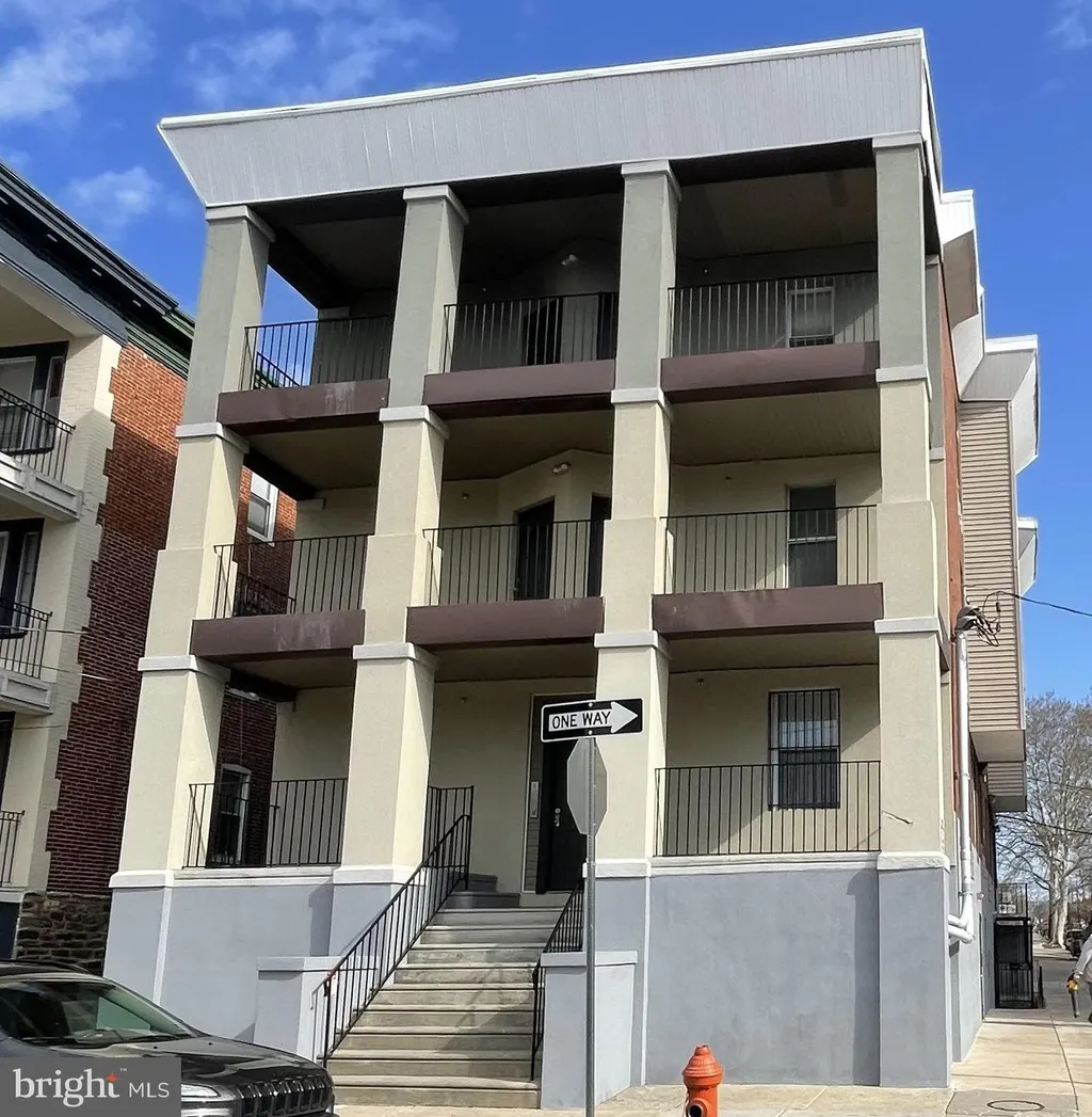 1601 W Tioga St, Philadelphia, PA 19140