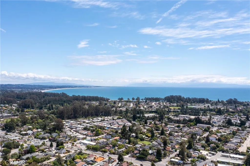 3300 Crestline Way, Soquel, CA 95073