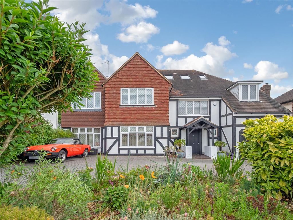 Additional image 3 of 6 bed detached house for saleOnslow Gardens, South Croydon CR2