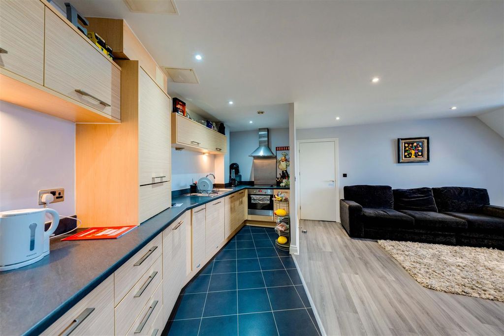 Additional image 5 of 1 bed flat for saleTanners Close, Crayford DA1