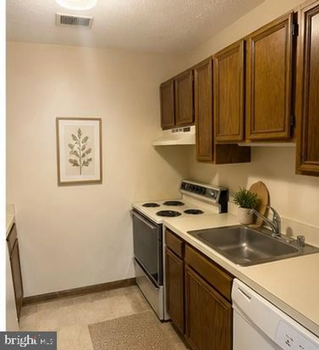 Additional image 7 of 23244 Chestnut Oak Court Unit 12F (1072), California, MD 20619