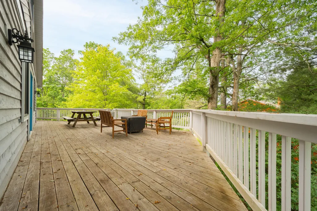 60 Barbara's Way, Mc Henry, MD 21541 photo 5
