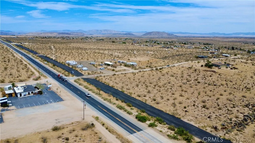 811 Ca-247, Yucca Valley, CA 92285 photo 4