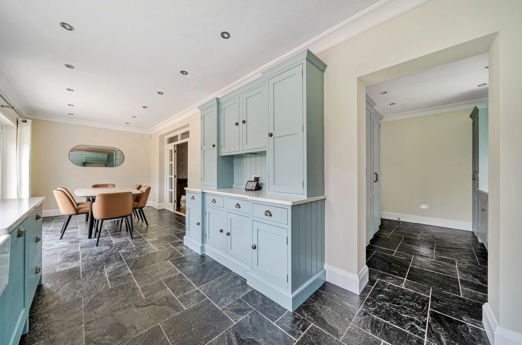 Additional image 3 of 7 bed detached house for saleShepherds Lane, Dartford DA1