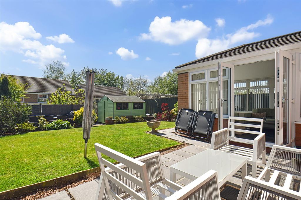 Additional image 3 of 4 bed detached house for saleSiskin Chase, Cullompton EX15