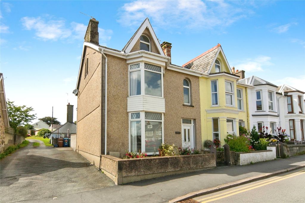 5 bed end terrace house for saleWellington Terrace, Criccieth, Gwynedd LL52