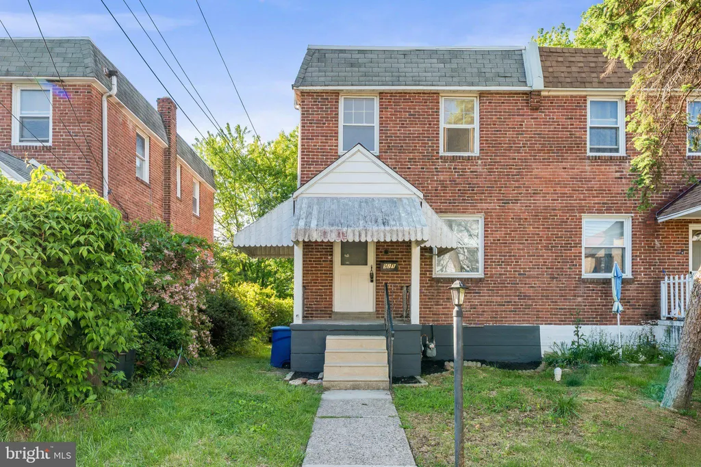 921 Pitman Avenue, Darby, PA 19023