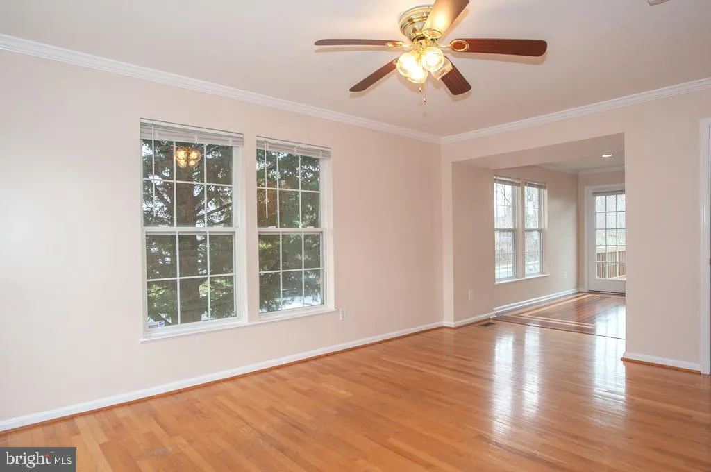 6380 Michael Robert Drive, Springfield, VA 22150 photo 2