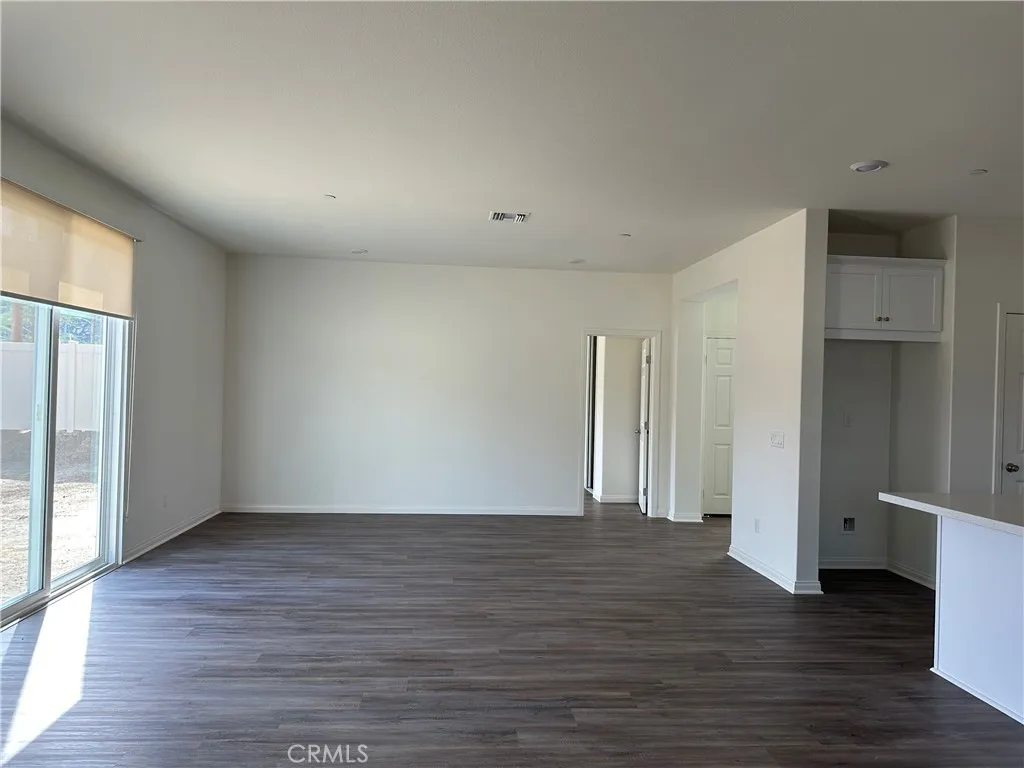 7560 Citrusmoon Ct, Riverside, CA 92507 photo 5