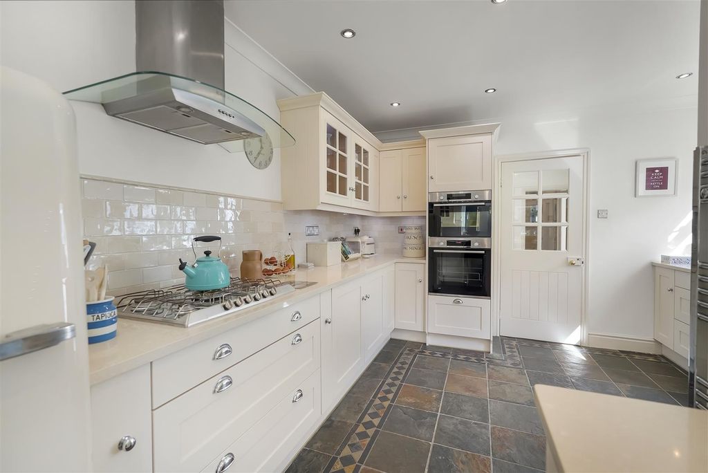 Additional image 14 of 5 bed end terrace house for saleWoodland Road, Darlington DL3