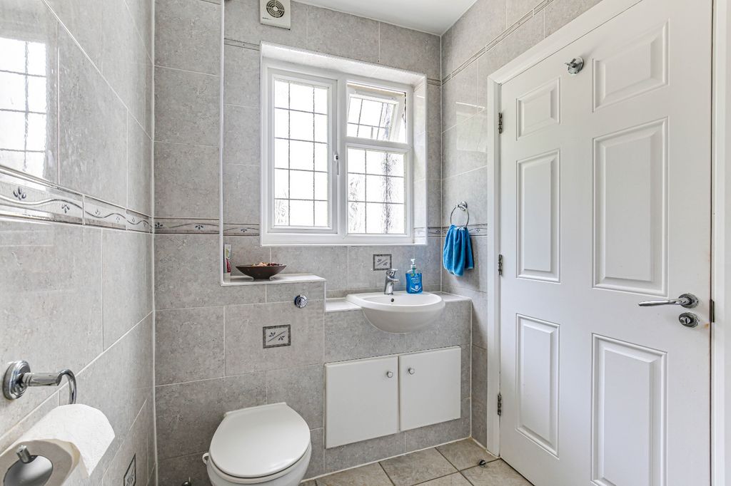 Additional image 14 of 6 bed detached house for saleShaw Crescent, South Croydon CR2