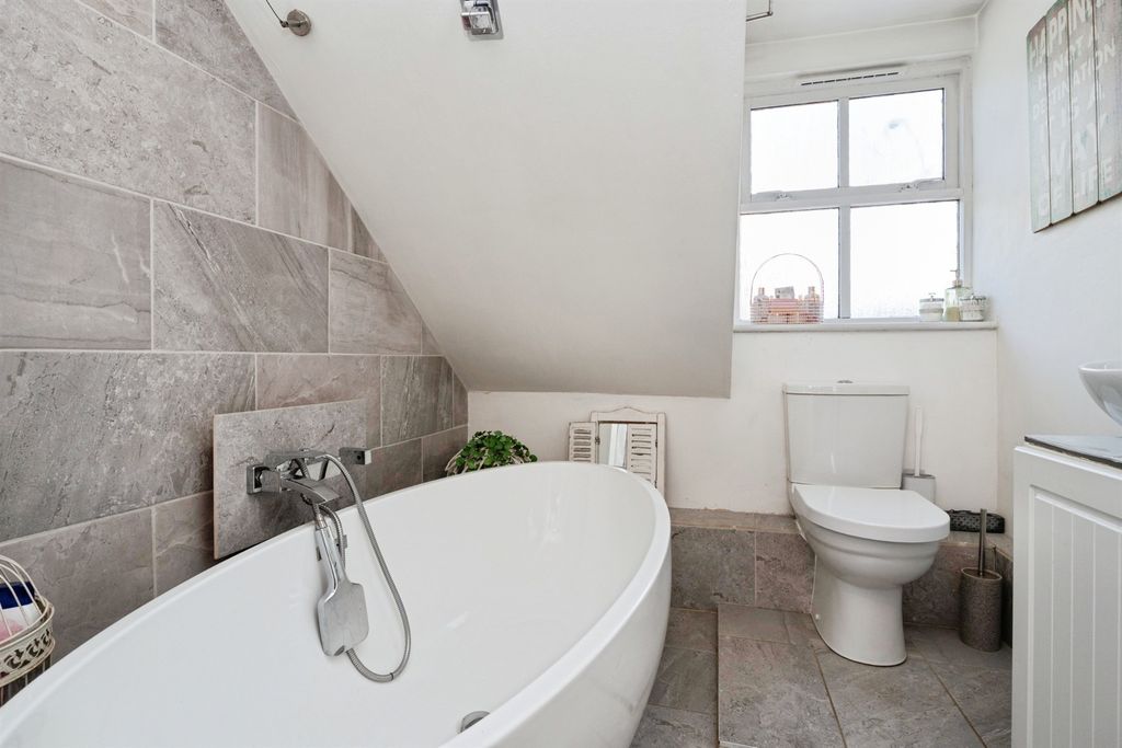 Additional image 16 of 2 bed maisonette for saleLondon Road, Crowborough TN6