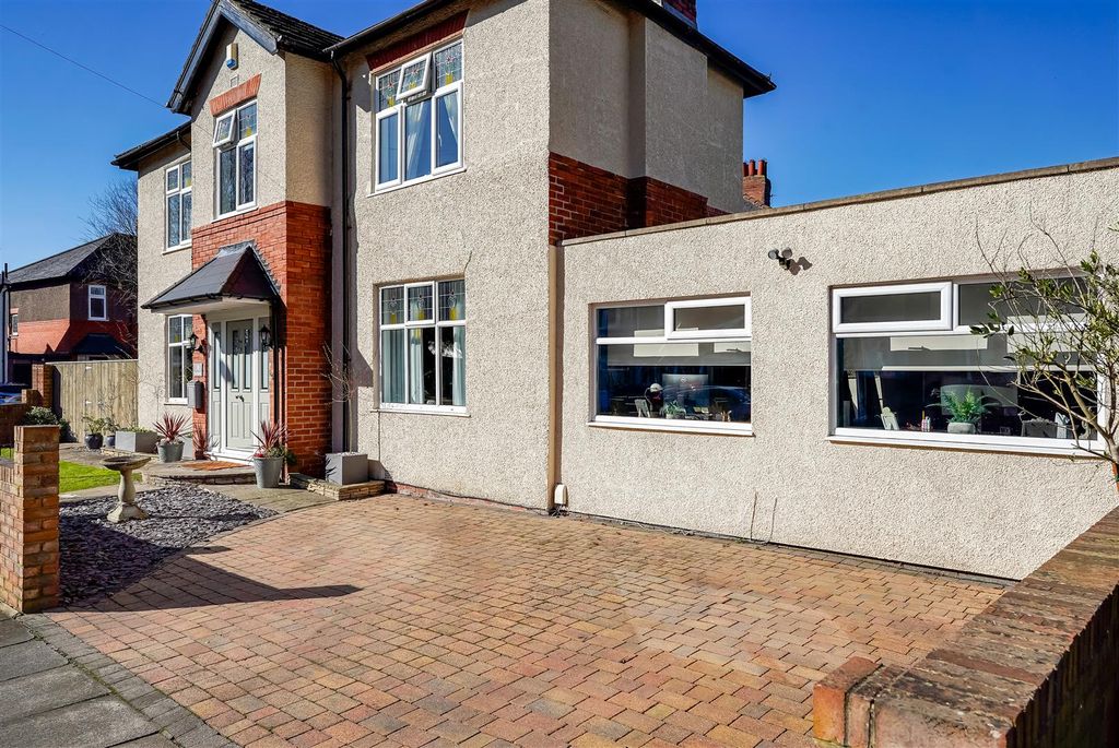 Additional image 57 of 5 bed detached house for salePierremont Gardens, Darlington DL3