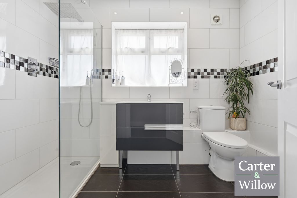 Additional image 12 of 3 bed detached house for saleCadiz Road, Dagenham RM10