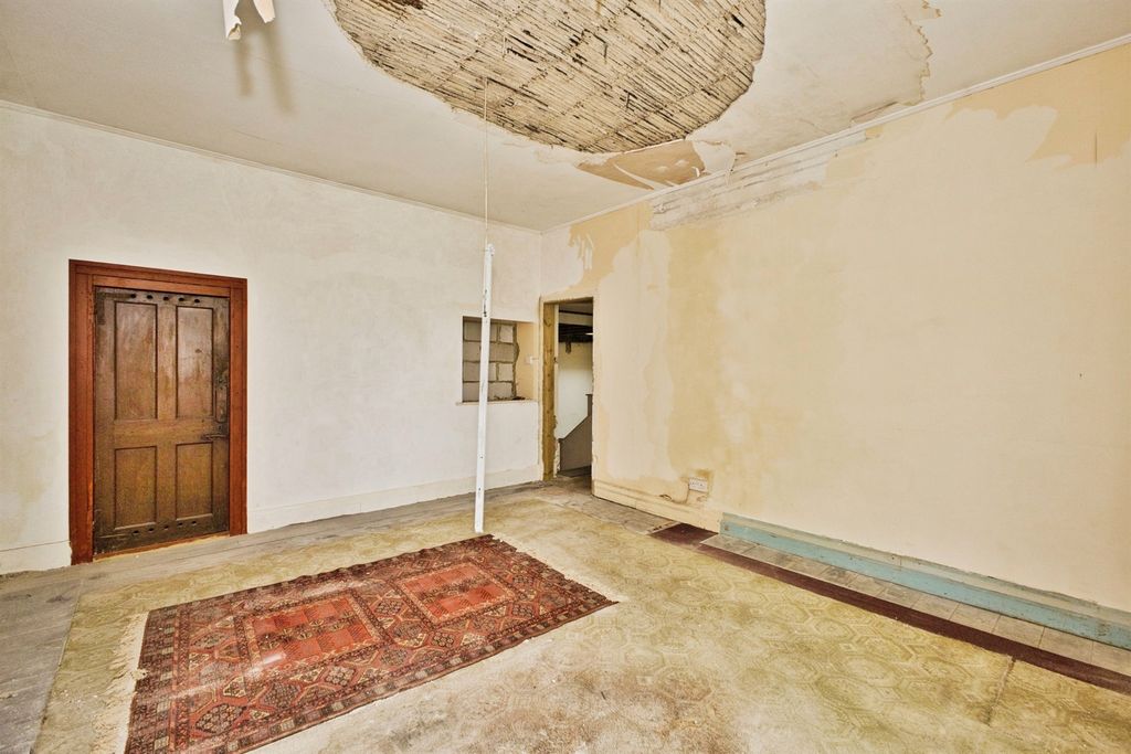Additional image 15 of 6 bed terraced house for saleAbbey Street, Crewkerne TA18