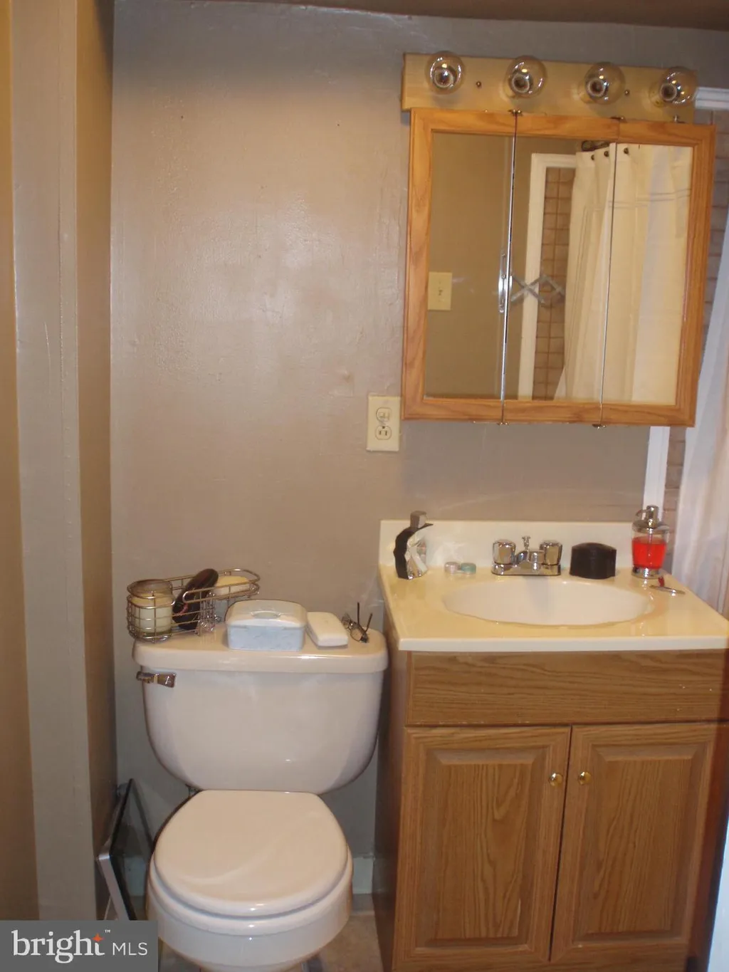 2043 Green Street Unit 2F, Philadelphia, PA 19130