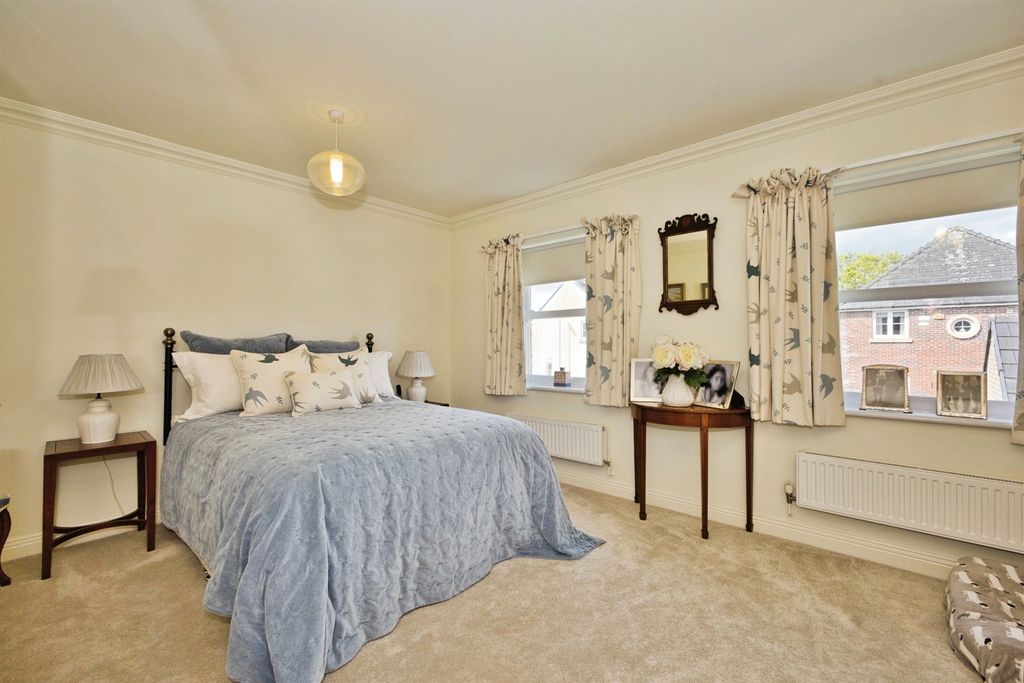 Additional image 20 of 5 bed terraced house for saleOak Drive, Crewkerne TA18