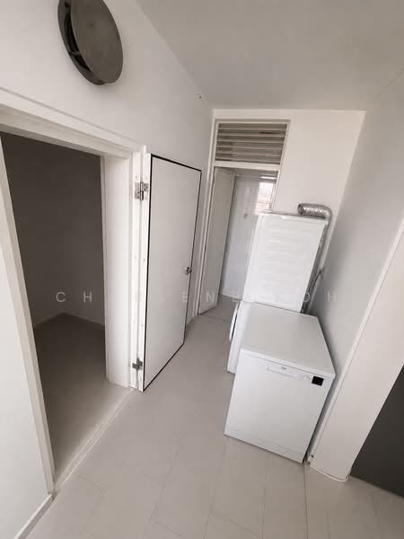 97 Robertson Quay photo 5