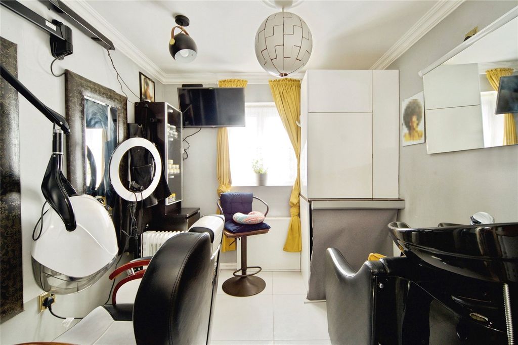 Additional image 22 of 3 bed maisonette for saleRaydons Road, Dagenham, Essex RM9