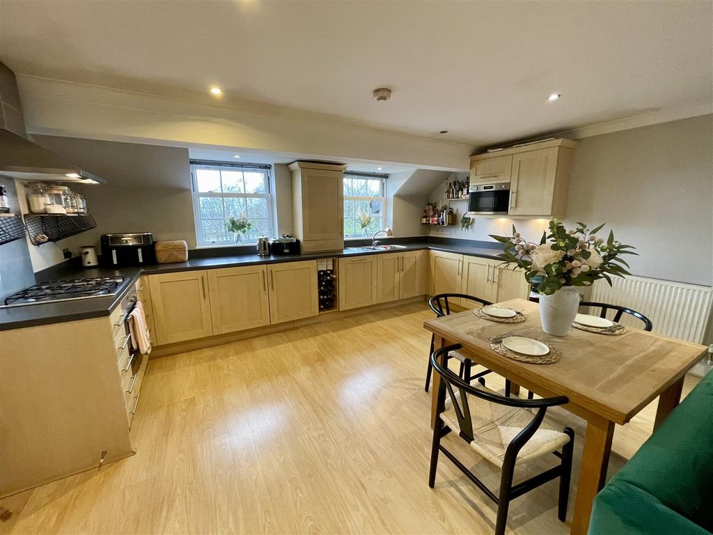 Additional image 8 of 2 bed flat for saleNorthumberland Street, Darlington DL3