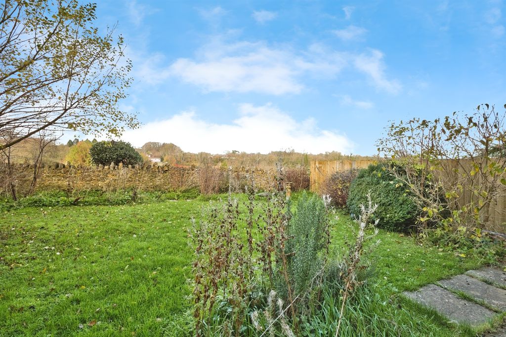 Additional image 7 of 4 bed terraced house for saleBarn Street, Crewkerne TA18