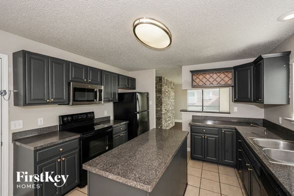 911 Blewitt Drive, Cedar Hill, TX, 75104